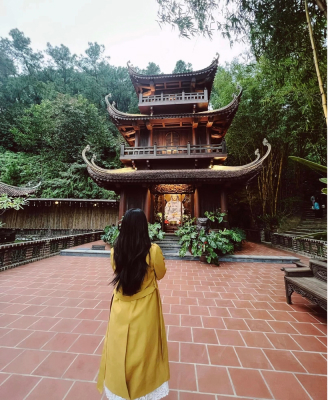 Tòa Tam Bảo chùa Địa Tạng (Hà Nam)